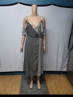 SFERRA Black & White One-Shoulder Striped Maxi Dress